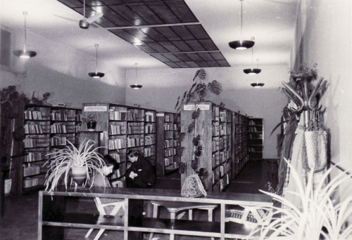 Police u Gradskoj biblioteci Sušak